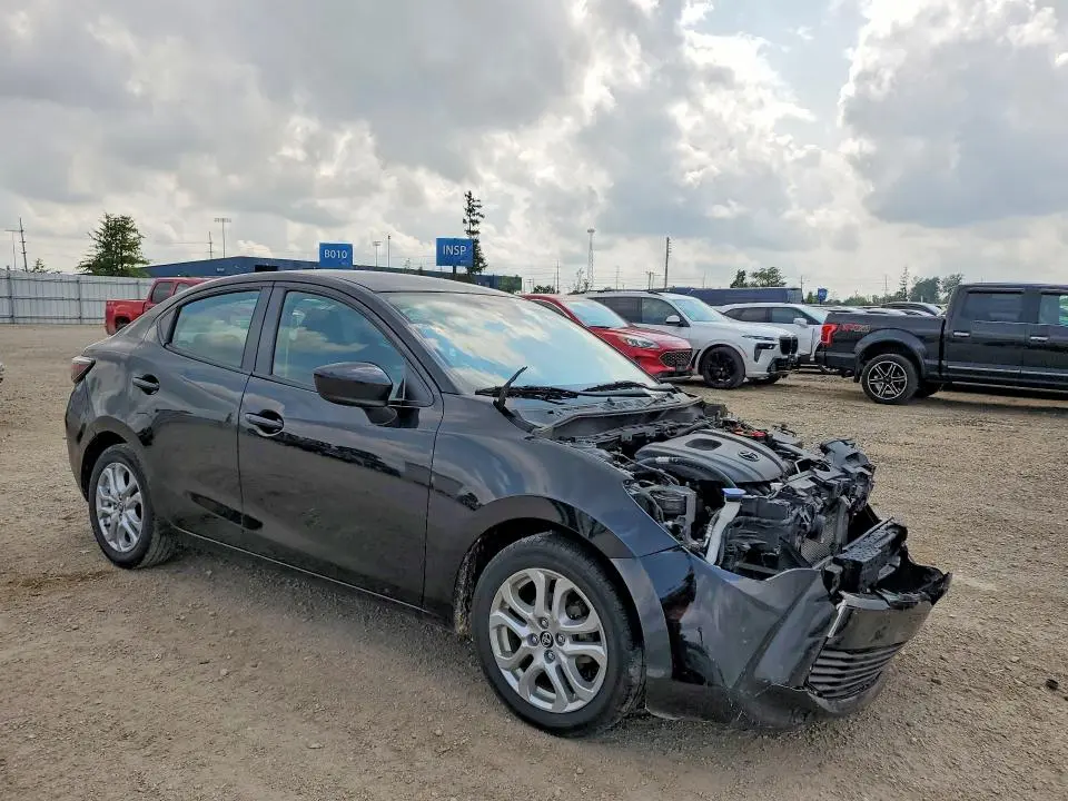 2017 TOYOTA YARIS IA BASE  