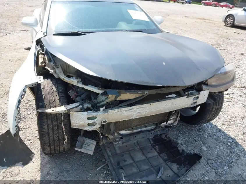 2017 CHEVROLET CAMARO 1LT