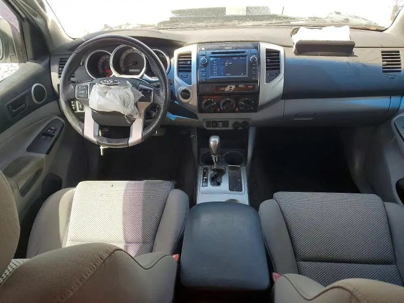 2013 TOYOTA TACOMA V6  