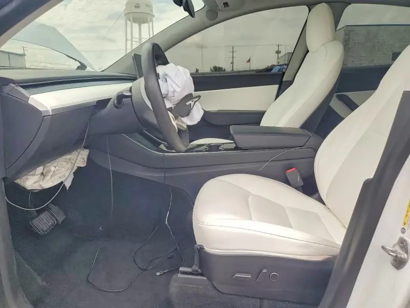 2016 TESLA MODEL Y   