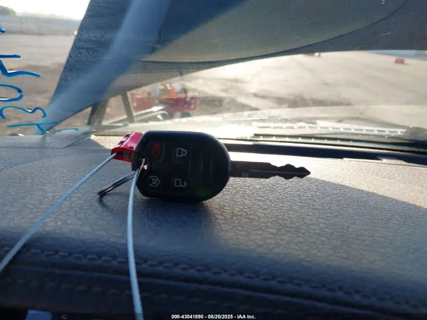 2012 FORD F-150 LARIAT