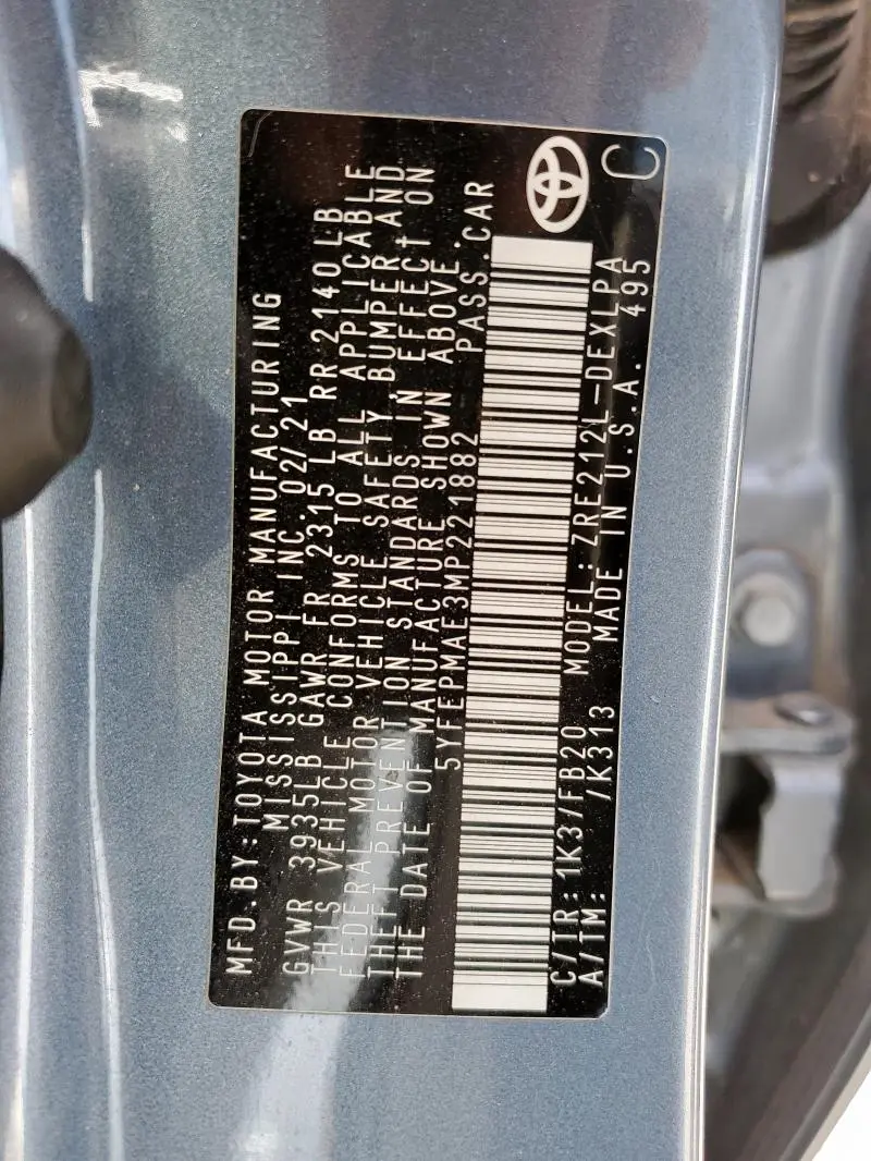 2021 TOYOTA COROLLA LE  