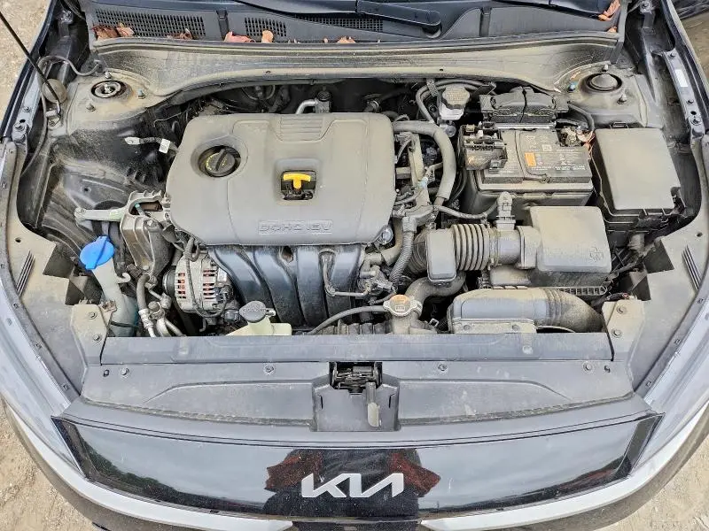 2023 KIA FORTE GT LINE  