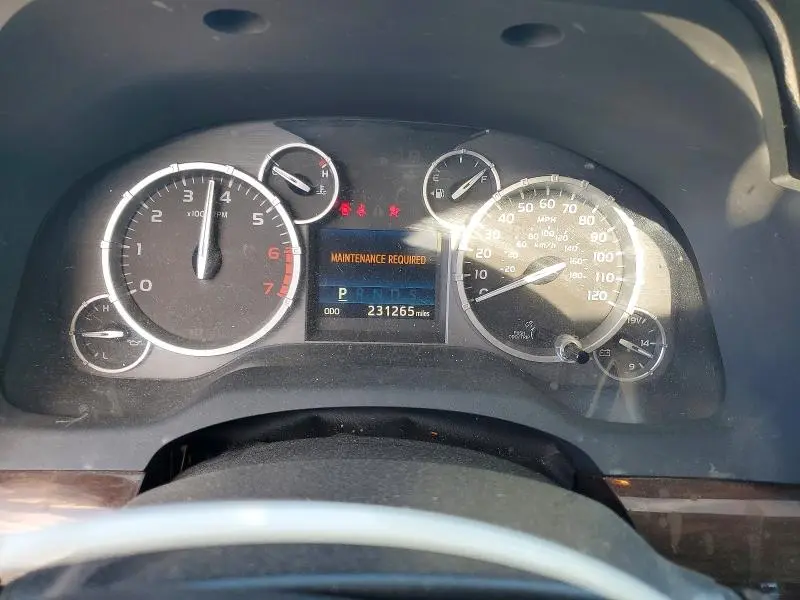 2014 TOYOTA TUNDRA CREWMAX LIMITED  
