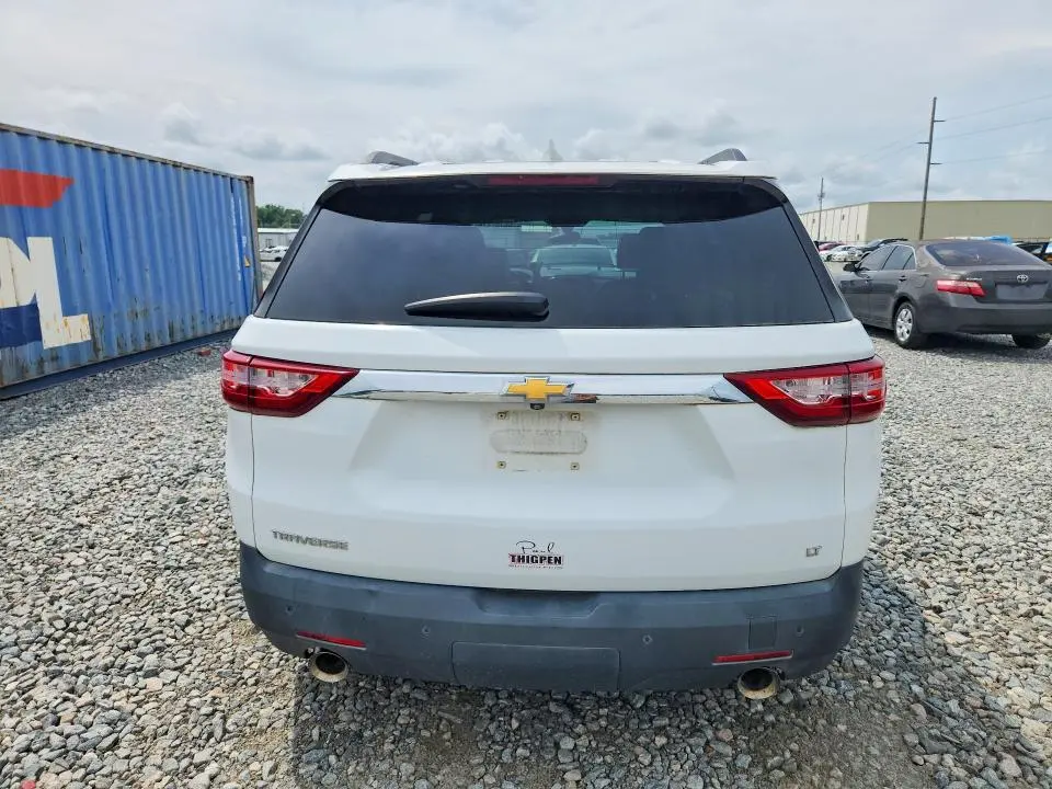 2020 CHEVROLET TRAVERSE LT  