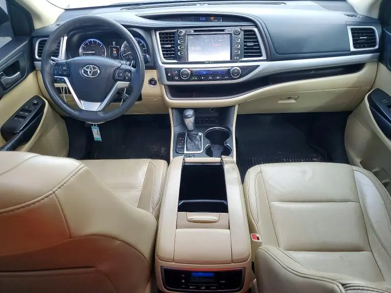 2015 TOYOTA HIGHLANDER XLE  