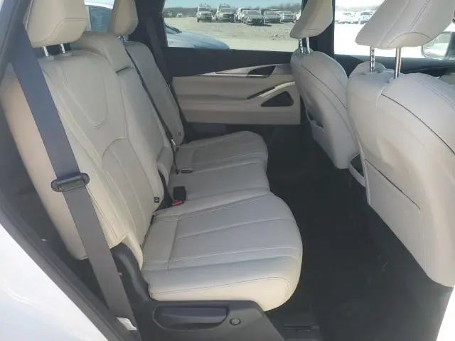 2024 INFINITI QX60 LUXE