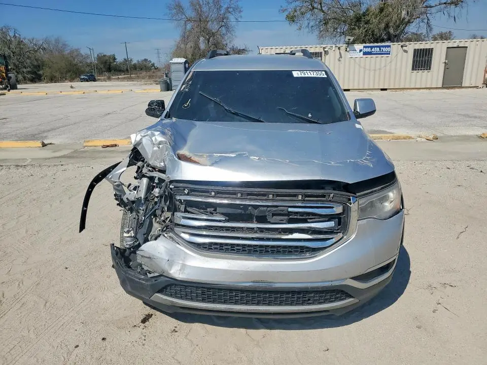 2017 GMC ACADIA SLT-1  
