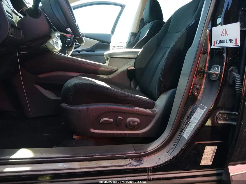 2016 NISSAN MURANO SV