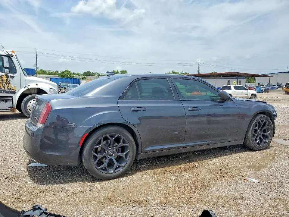 2019 CHRYSLER 300 S  