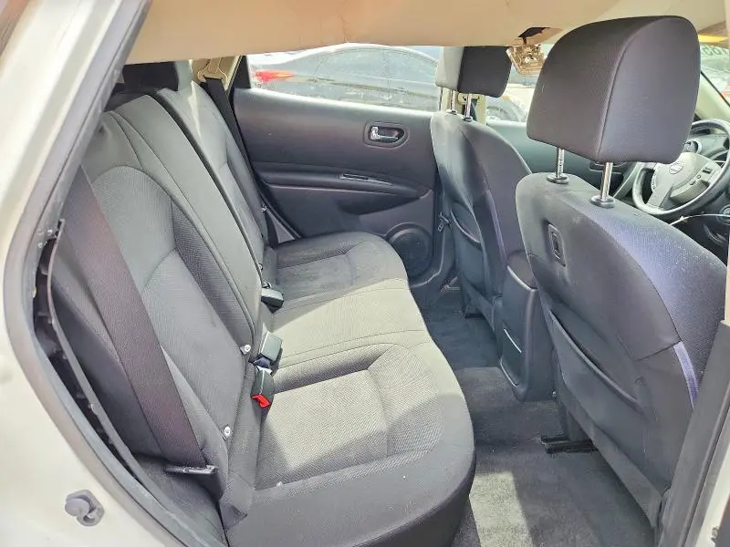 2015 NISSAN ROGUE SELECT S  