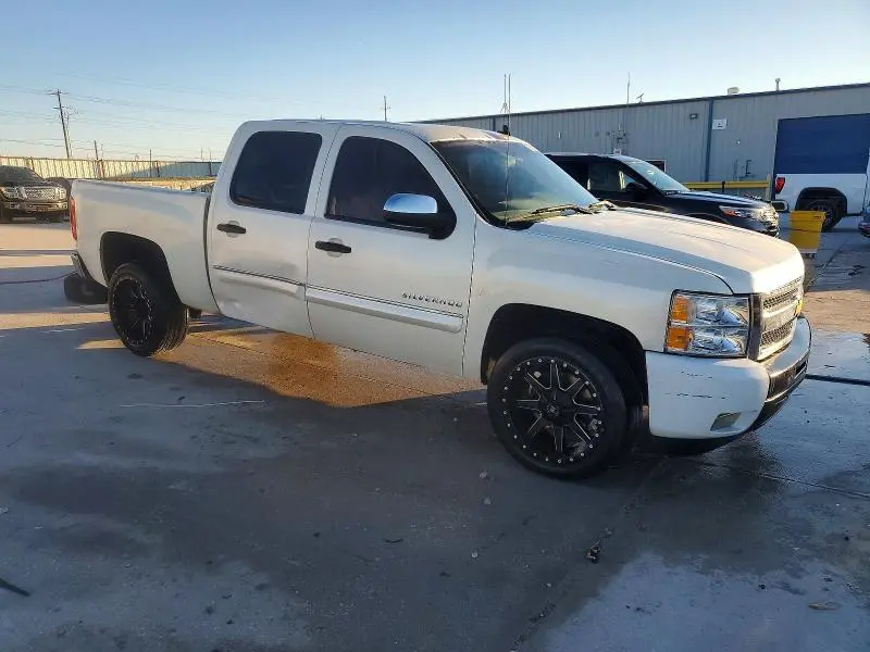 2013 CHEVROLET SILVERADO C1500 LT  