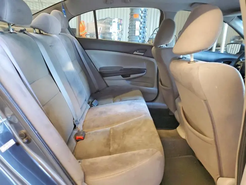 2011 HONDA ACCORD LX  