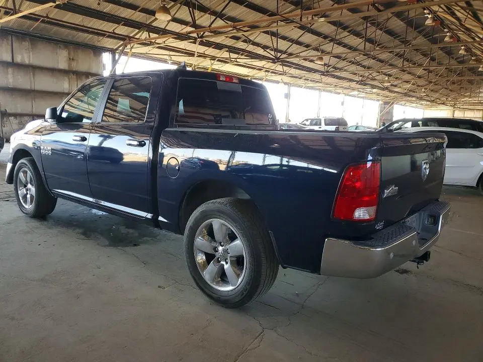 2018 RAM 1500 SLT  
