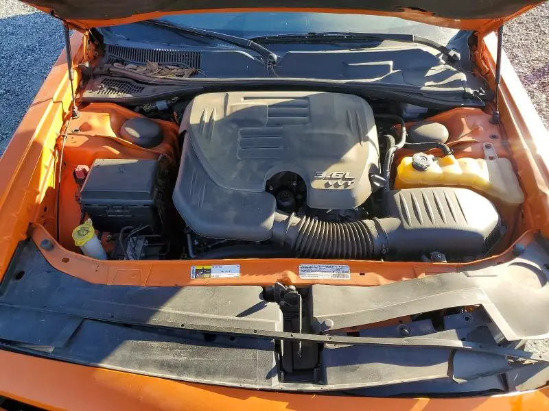 2014 DODGE CHALLENGER SXT  