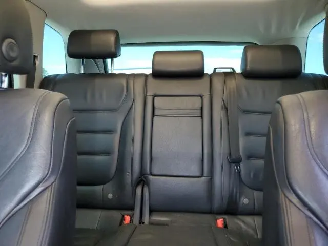 2013 VOLKSWAGEN TOUAREG V6