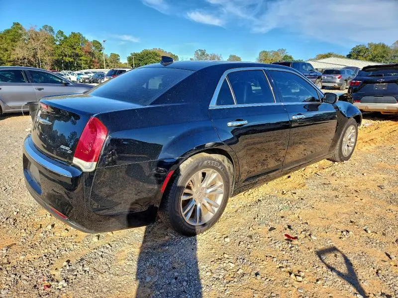 2017 CHRYSLER 300C   