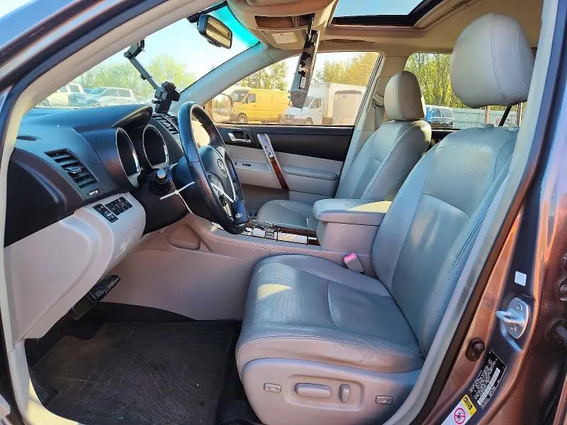 2012 TOYOTA HIGHLANDER HYBRID LIMITED  