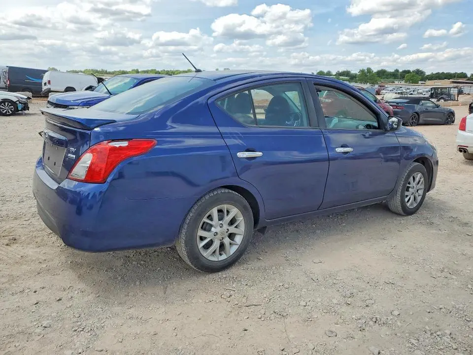2018 NISSAN VERSA SV