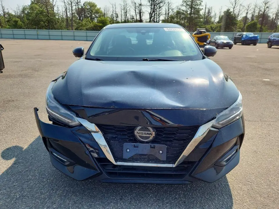 2023 NISSAN SENTRA SR  