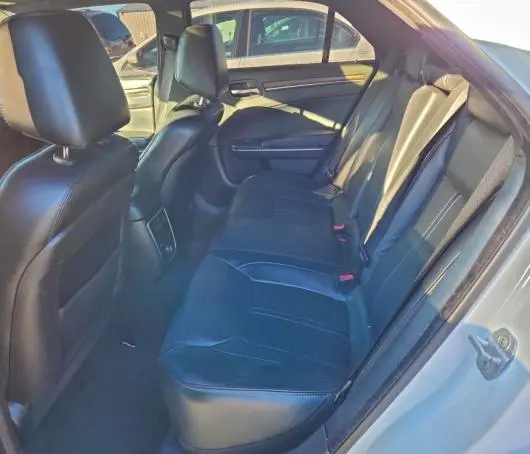 2012 CHRYSLER 300C LUXURY  