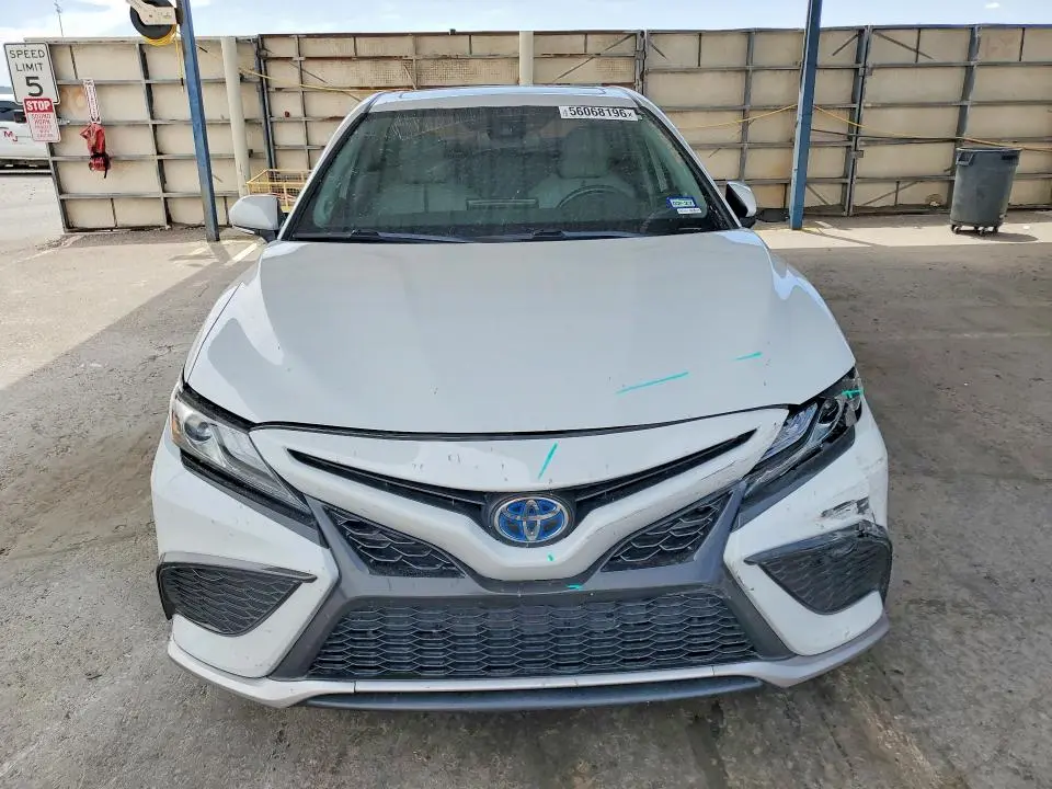 2022 TOYOTA CAMRY XSE  