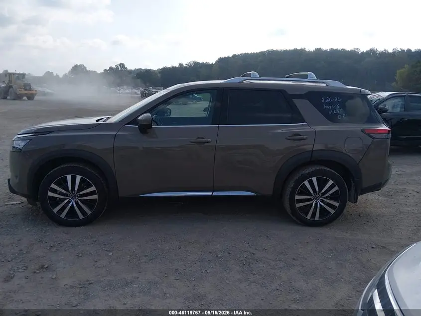 2023 NISSAN PATHFINDER PLATINUM FWD