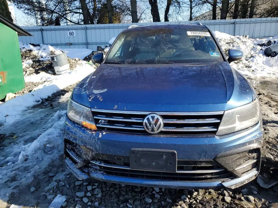 2018 VOLKSWAGEN TIGUAN SE  