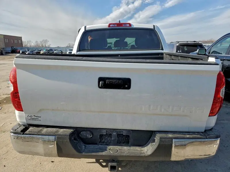 2020 TOYOTA TUNDRA CREWMAX SR5  