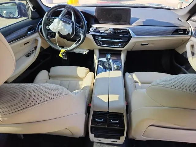 2022 BMW 530 I  