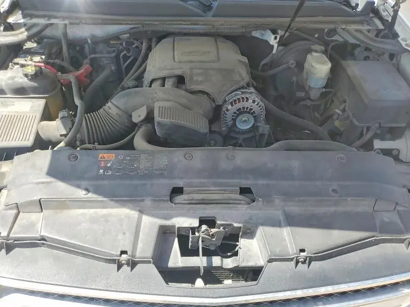 2011 CHEVROLET SUBURBAN C1500 LS  