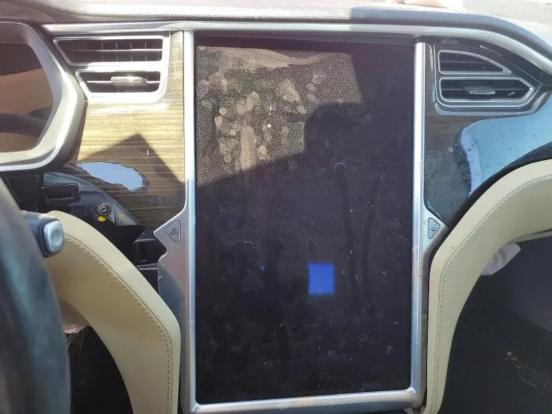 2015 TESLA MODEL S 85  