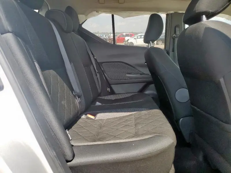 2020 NISSAN KICKS SV