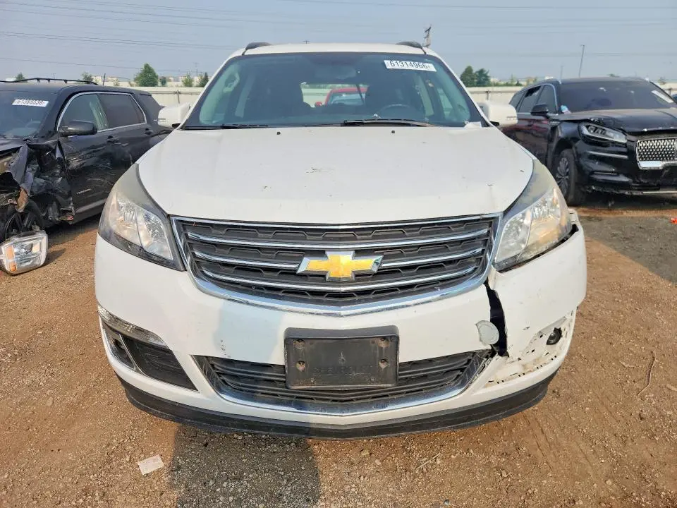 2017 CHEVROLET TRAVERSE LT  