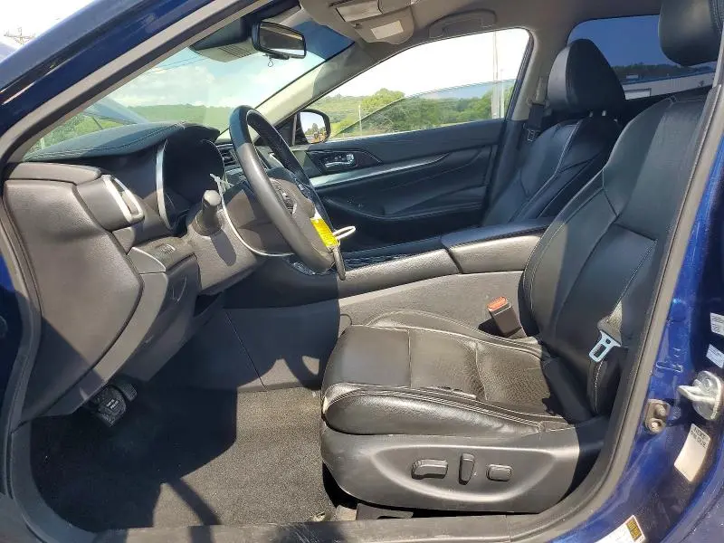 2020 NISSAN MAXIMA SV  