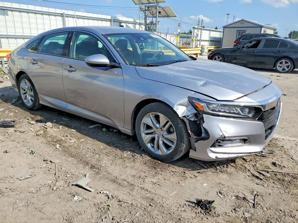 2019 HONDA ACCORD LX  