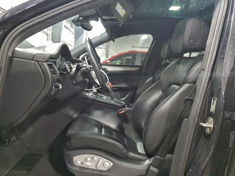 2016 PORSCHE MACAN TURBO  