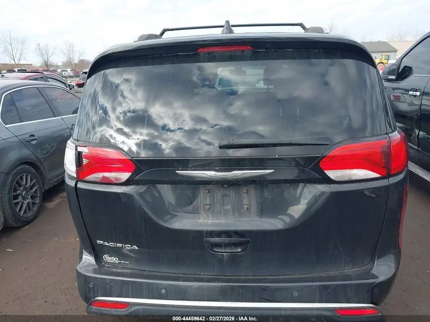 2017 CHRYSLER PACIFICA TOURING-L PLUS