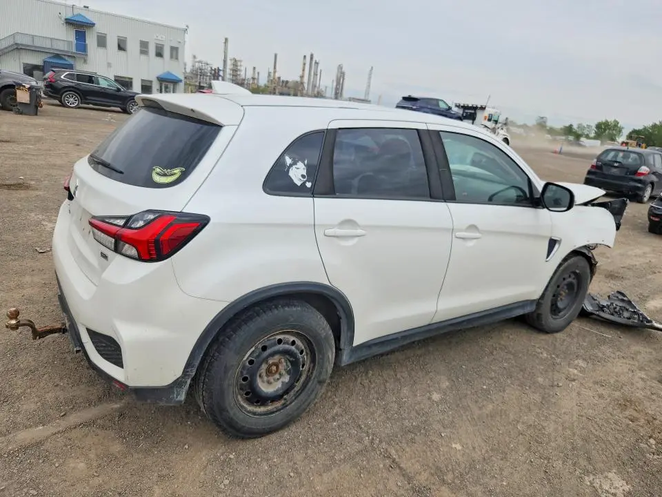 2020 MITSUBISHI RVR SE  