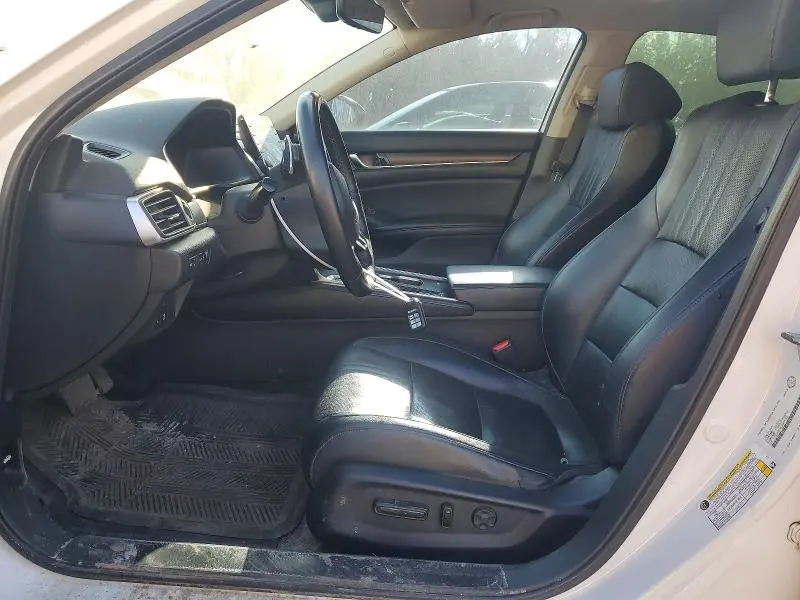 2018 HONDA ACCORD TOURING  