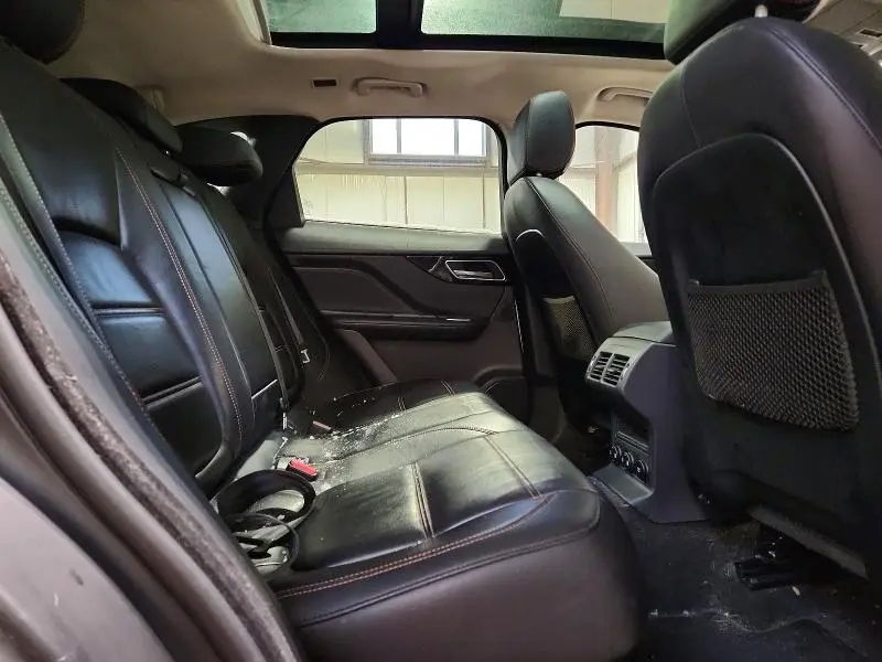 2019 JAGUAR F-PACE PRESTIGE  