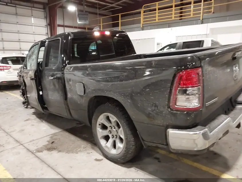 2019 RAM 1500 BIG HORN/LONE STAR  4X4 6'4 BOX