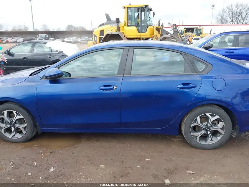 2019 KIA FORTE LXS