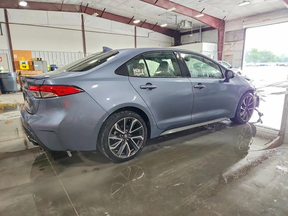 2021 TOYOTA COROLLA SE  