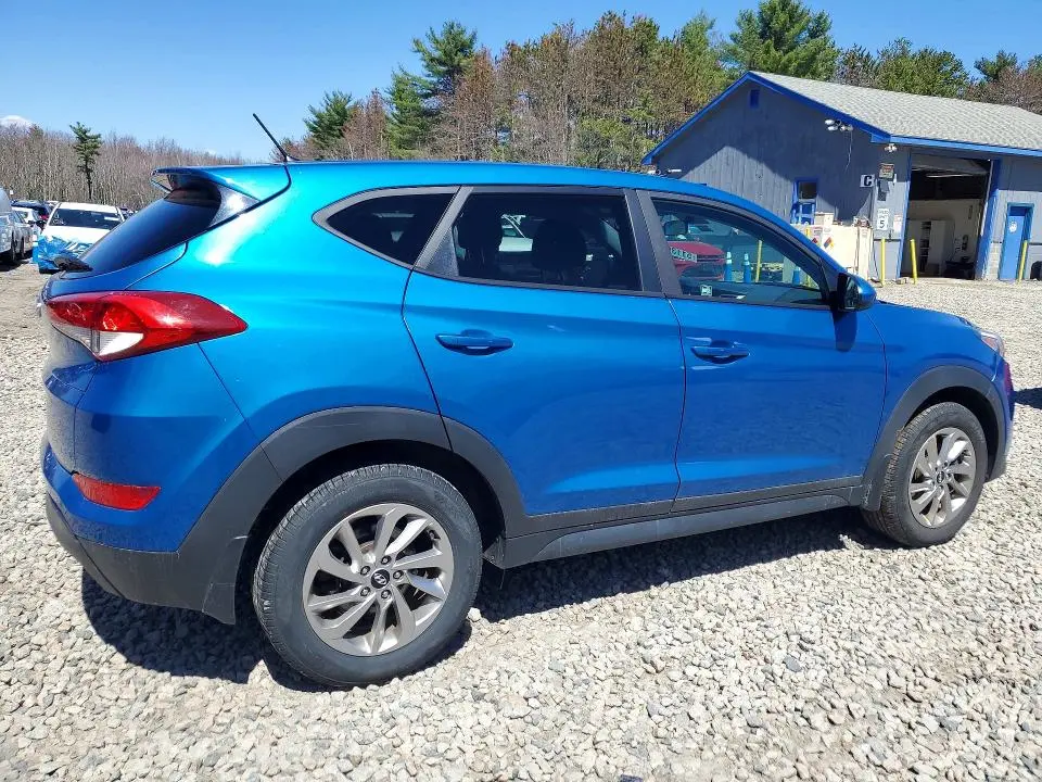 2018 HYUNDAI TUCSON SE  