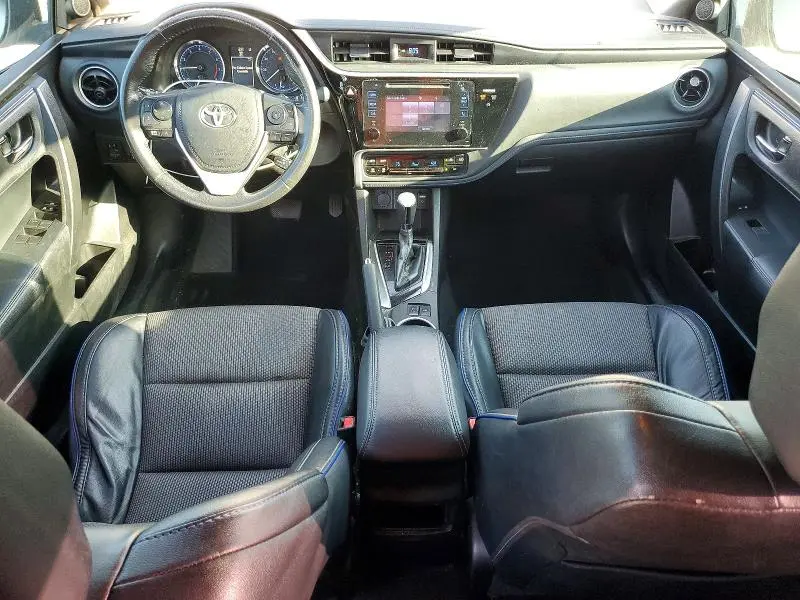 2017 TOYOTA COROLLA SE  
