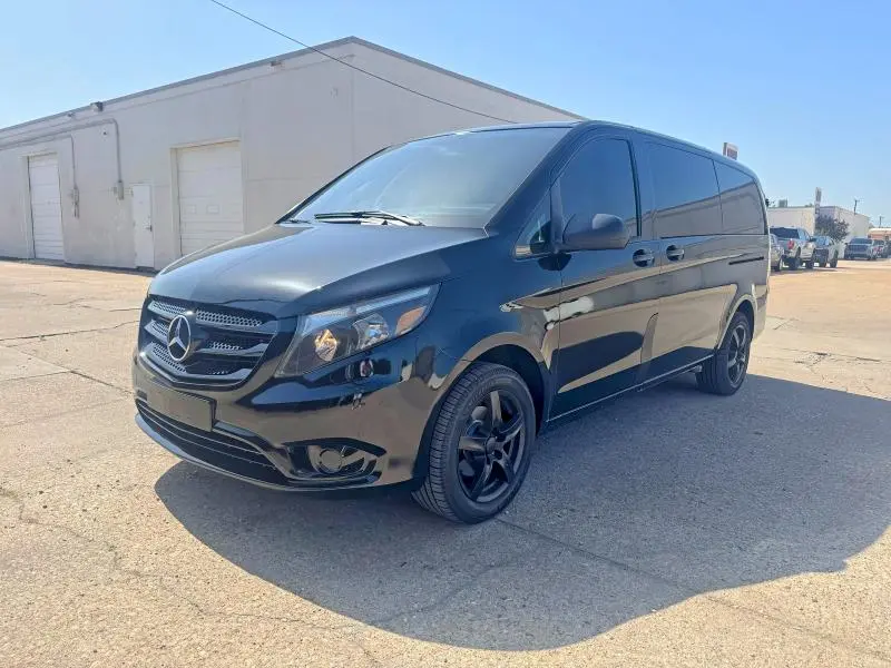 2019 MERCEDES-BENZ METRIS   