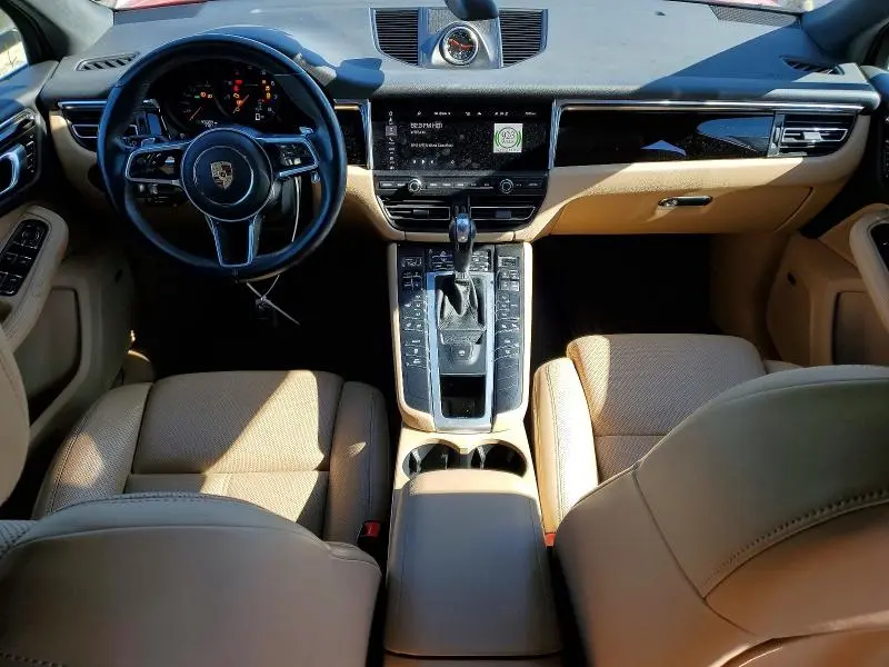2020 PORSCHE MACAN   