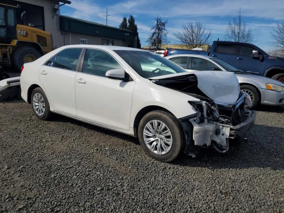 2012 TOYOTA CAMRY LE  