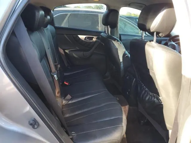 2011 INFINITI FX35   